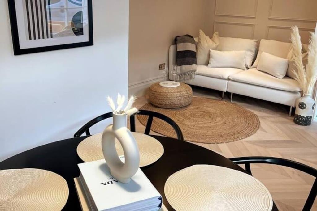 Appartement Courtyard Garden, Beautifully Finished Flat - Ba1 à Bath Extérieur photo